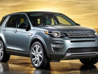 Land-Rover-DIscovery-Sport-A