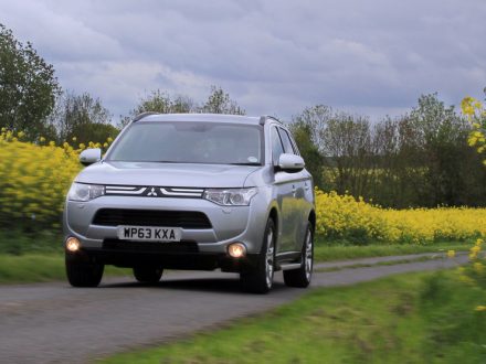 Outlander-GX5-2014-Gallery-A