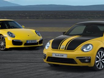 Porsche-911-vs-VW-Beetle-A