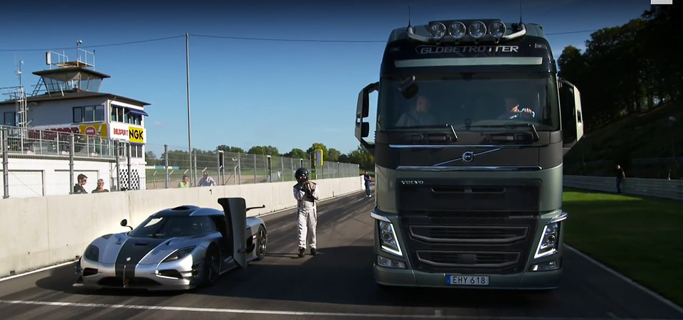 Koenigsegg-vs-Volvo-Truck
