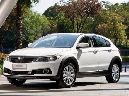 Qoros-3-City-SUV-B