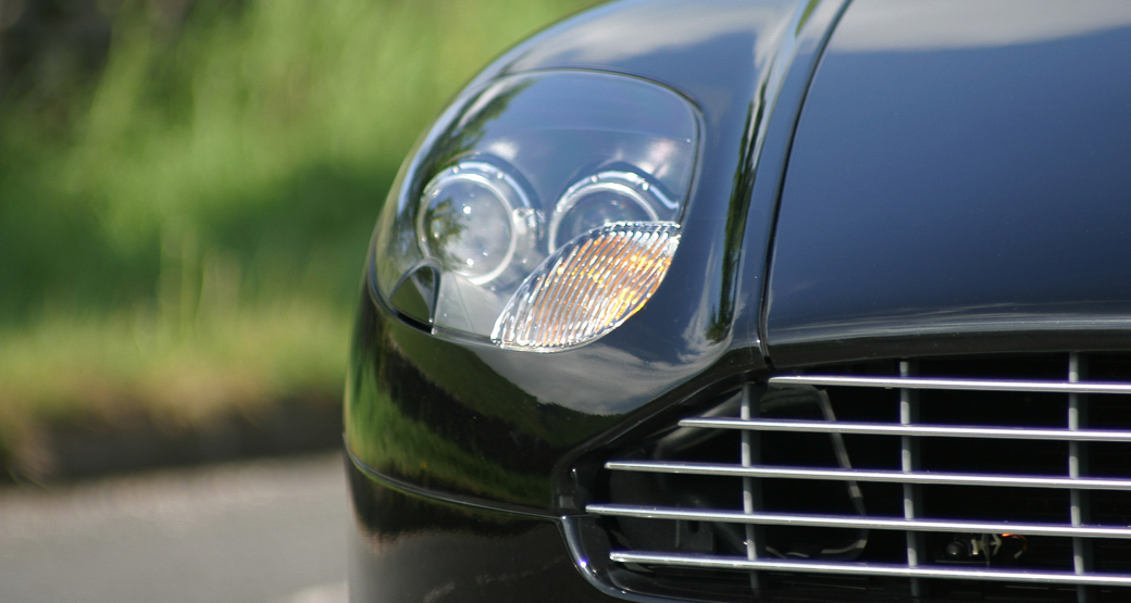 Aston-Martin-DB9-Carbon-Black-J