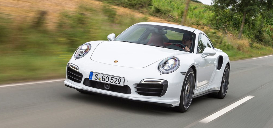 Porsche-911-Turbos-2015