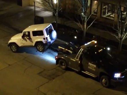Jeep-vs-Tow-Truck