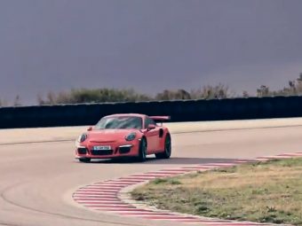 Porsche-911-GT3-RS-Driven