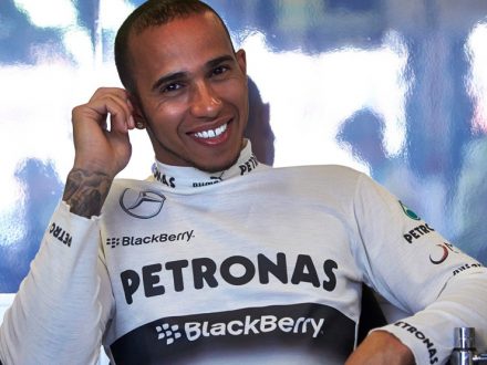 Hamilton-Mercedes-27million-Contract-2015