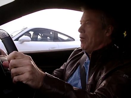 Ferrari-458-Speciale-vs-Porsche-911-GT3-B