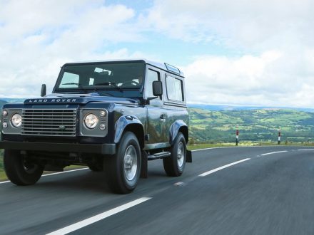 Land-Rover-Defender