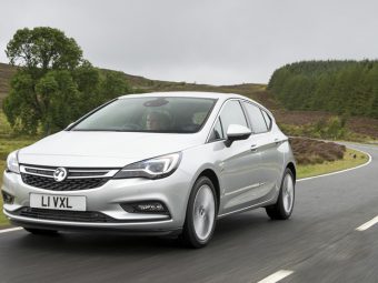Vauxhall-Astra-2015-Front