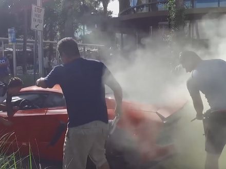Lamborghini-Aventador-On-Fire-Miami
