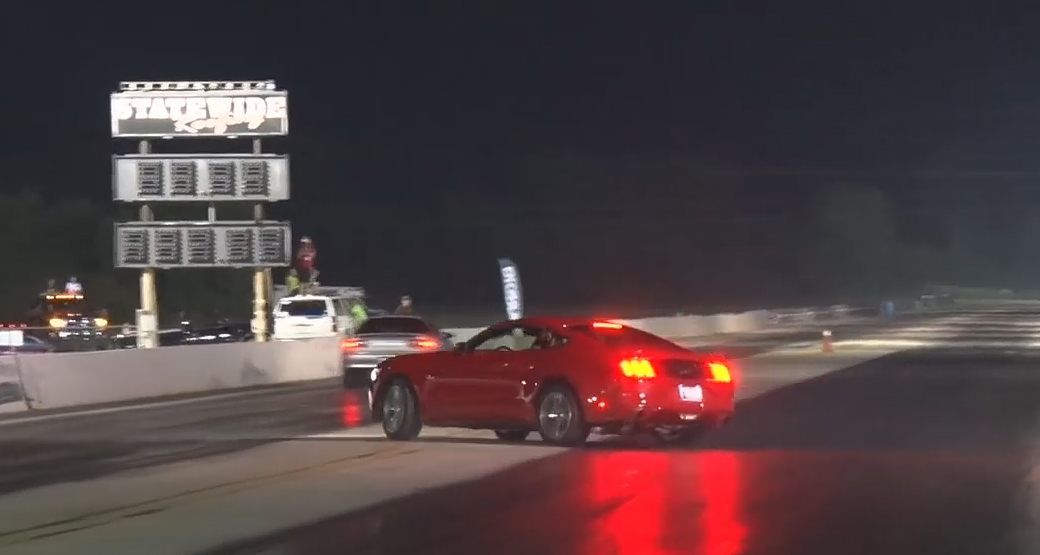 Mustang-Drag-Race-Crash