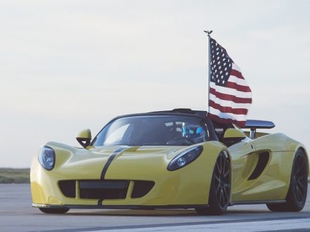 Hennessey-Venom-GT-Spyder-Speed-Record
