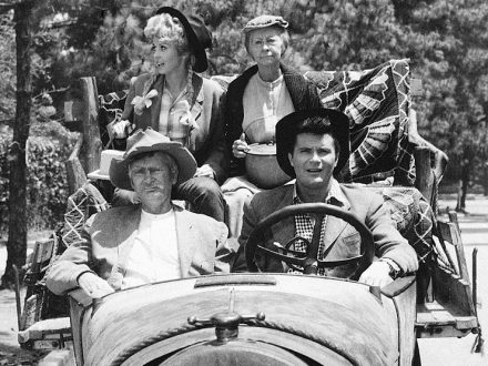 The-Beverly-Hillbillies-Dailycarblog-Exclusive