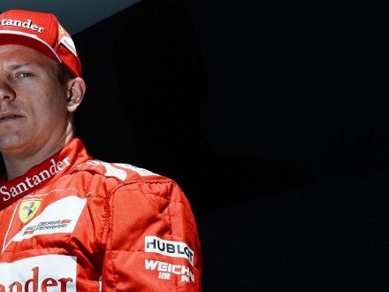 Kimi-Raikkonen-Re-Signs-For-Ferrari-2016