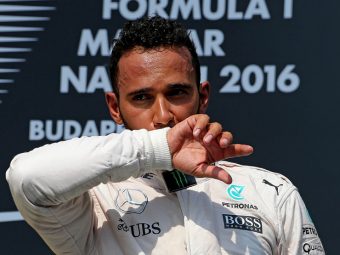 Lewis-Hamilton-Hungary-Podium-2016