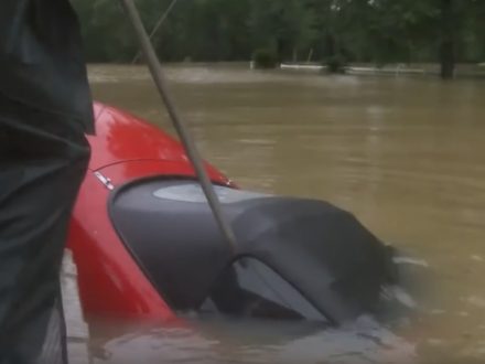 Mazda-MX-5-Rescue-Louisana-Floods