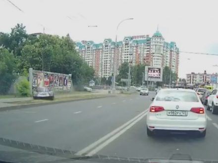 Ultima-GTR-Sideways-Moment