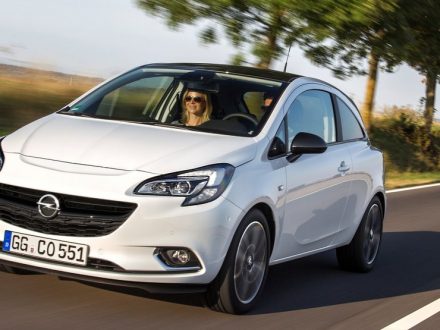 Vauxhall-Corsa-In-Motion