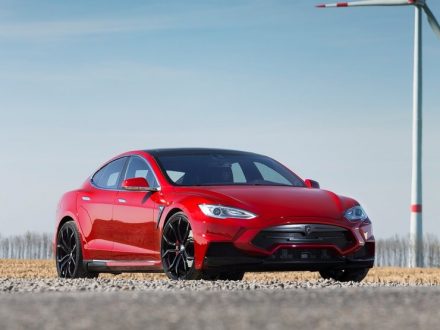 car-breakdown-tesla-model-s