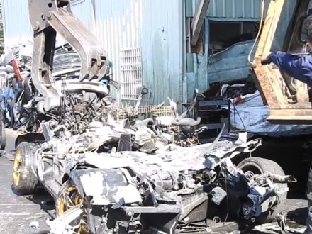 lamborghini-destryoed-in-taiwan