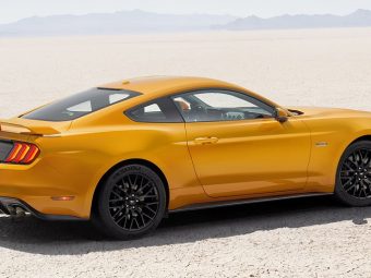 Ford-Mustang-GT-2017-Updates-Rear-Desert