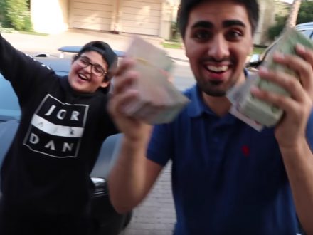 Mo-Vlogs-YouTube-Bugatti