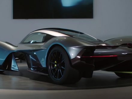 Aston-Martin-Valkyrie