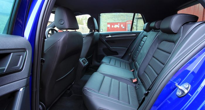 Volkswagen-Golf-R-Review-D