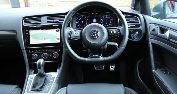 Volkswagen-Golf-R-Review-F