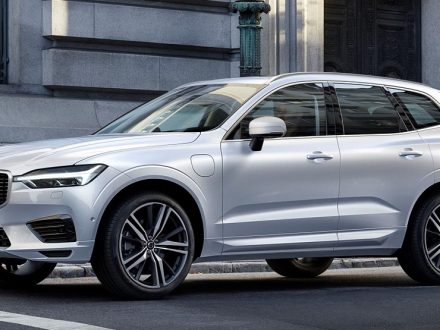 Volvo-XC60-2017-