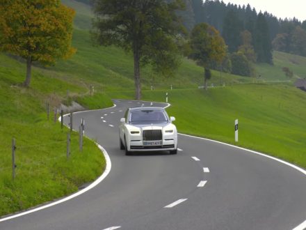 Autocar-Reviews-Very-British-Rolls-Royce-Dailycarblog