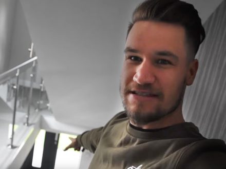 Supercars-of-London-Man-Apartment-Likes-Dailycarblog