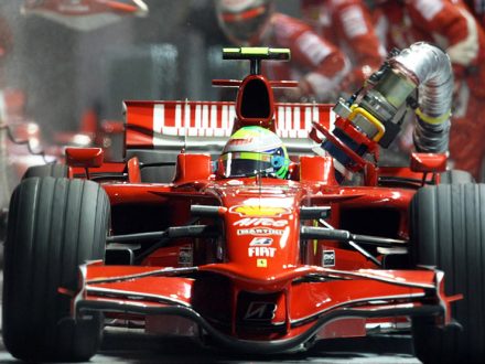 Car-Fuel-Burning-Article-By-Laura-Biss-Dailycarblog