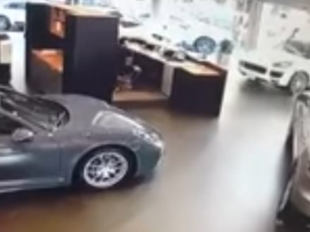 Taiwan-Business-Man-Settles-Dispute-With-Porsche-Dealership