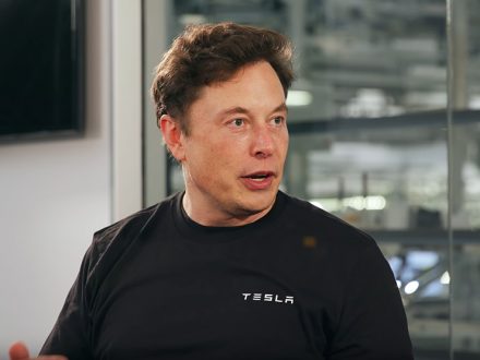 Tesla, Elon Musk, Private, Dailycarblog.com