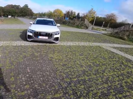 Audi Q8 50 TDI, mute Youtuber review, dailycarblog.com