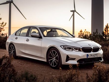 BMW 330e, premium luxury rubbish, plugin hybrid, dailycarblog.com