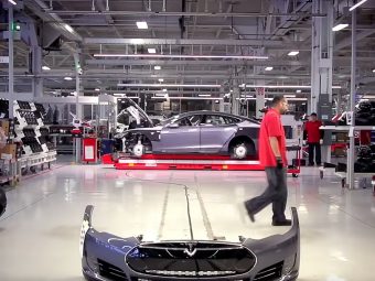 Journalists find the truth about Tesla