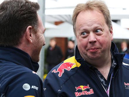 Aston Martin F1 Dailycarblog.com