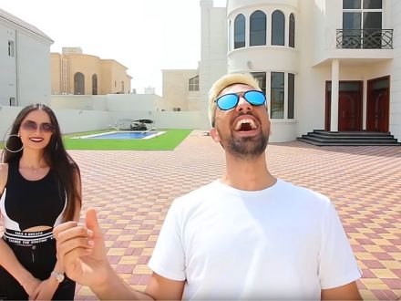 Barugzai MoVlogs Dailycarblog.com