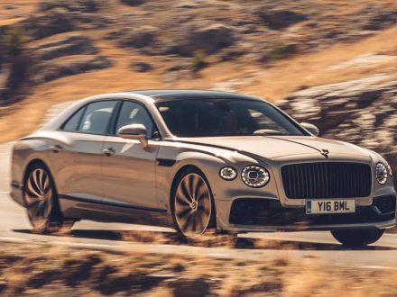 2019 Bentley Flying Spur dailycarblog.com