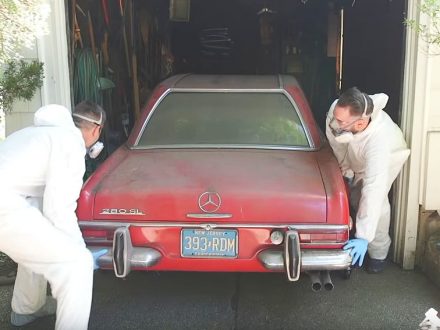 Mercedes SL 208 AMMo NYC Clean dailycarblog.com