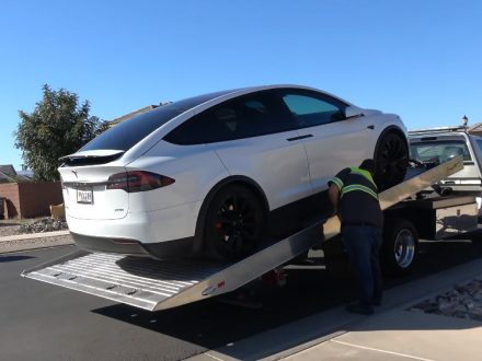 What's Inside? dailycarblog.com