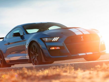 Ford Mustang dailycarblog.com