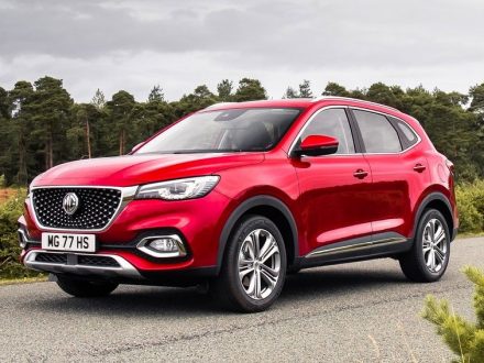 MG HS SUV - -Dailycarblog.com