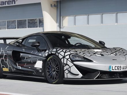 McLaren 620R - dailycarblog.com