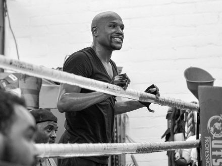 Floyd Mayweather - Dailycarblog.com