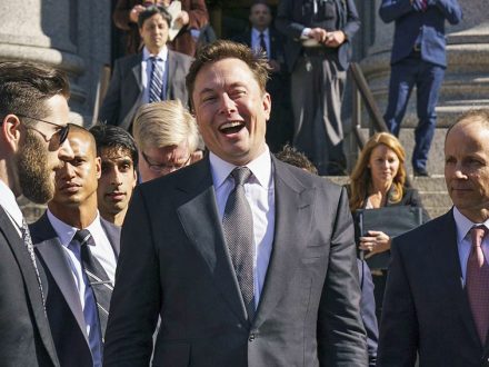 Elon Musk Fascist - Dailycarblog