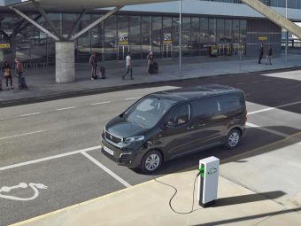 Peugeot eTraveller electric van, dailycarblog