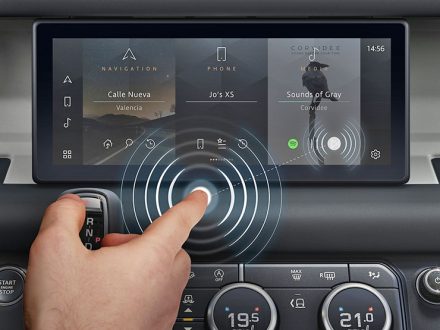 Pointless Touch Screen dailycarblog